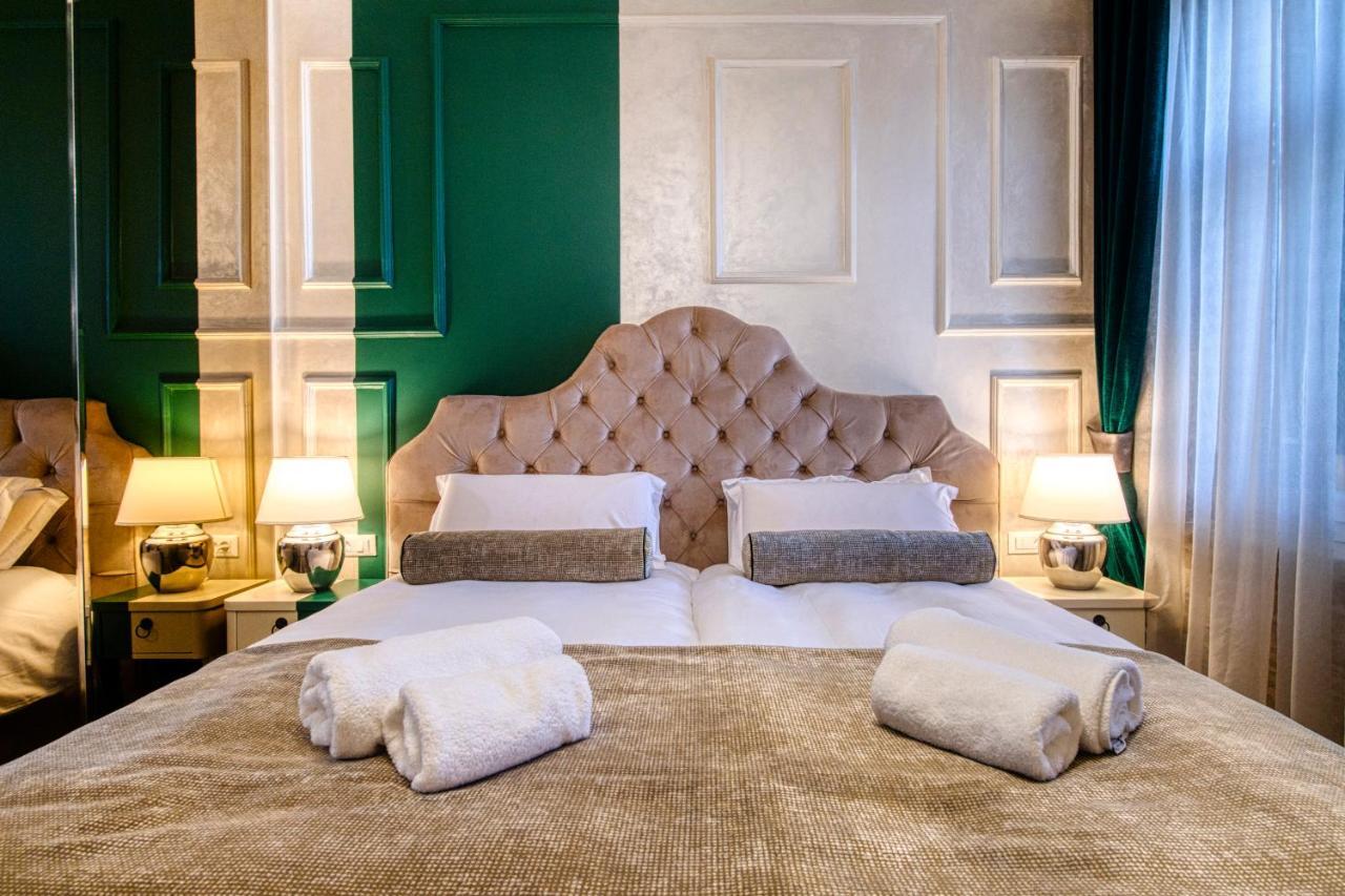 Riva Palace - Design Rooms Zára Kültér fotó